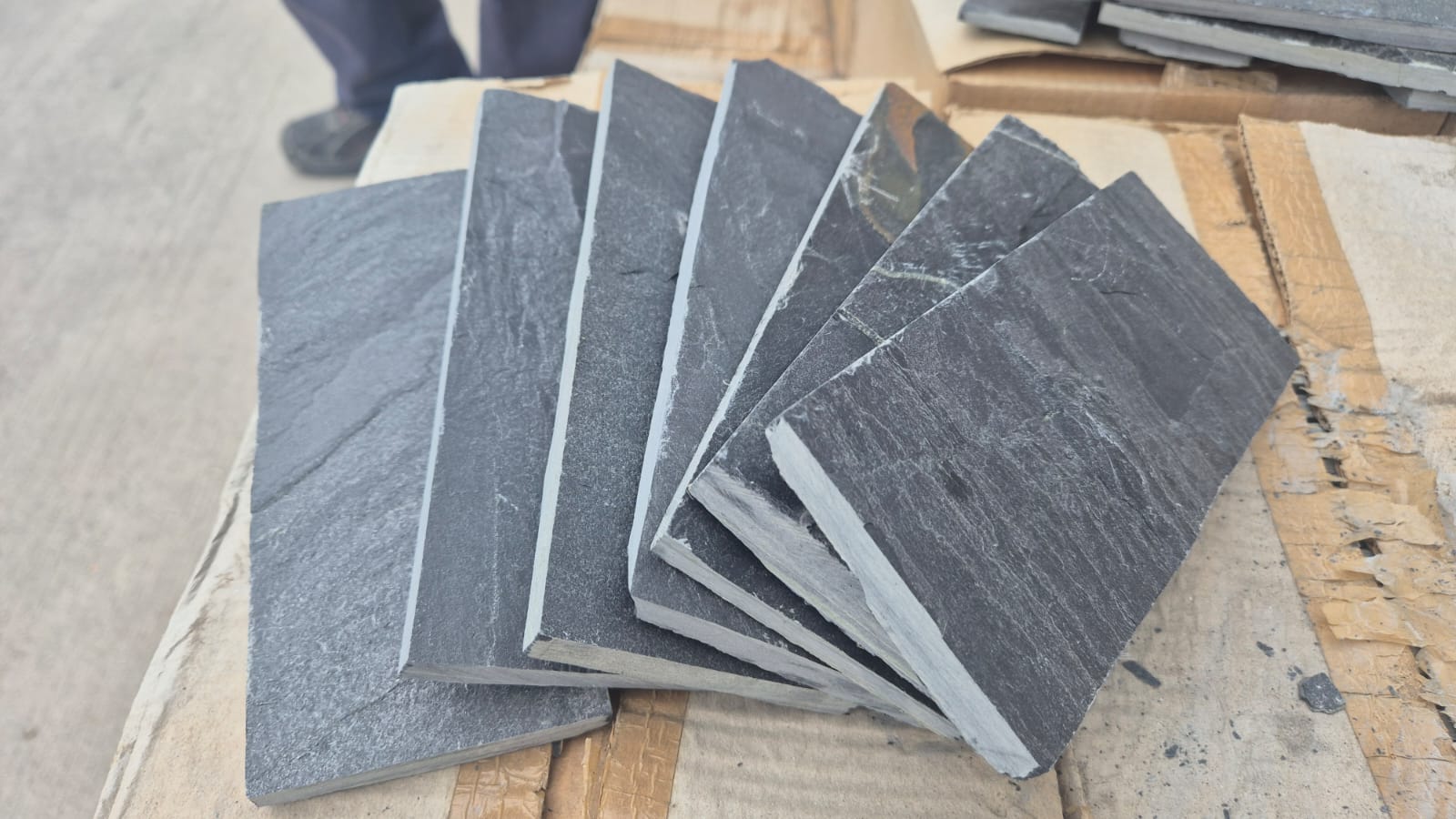 Fekete pala burkolatok