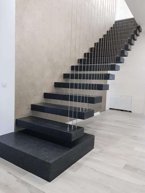 Szürke gránit lépcsők Steel Grey