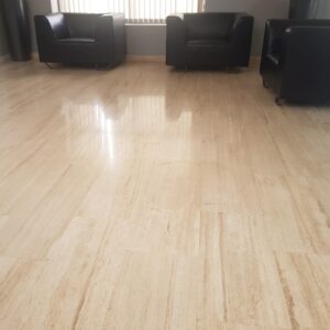 Fényes travertin burkolólapok