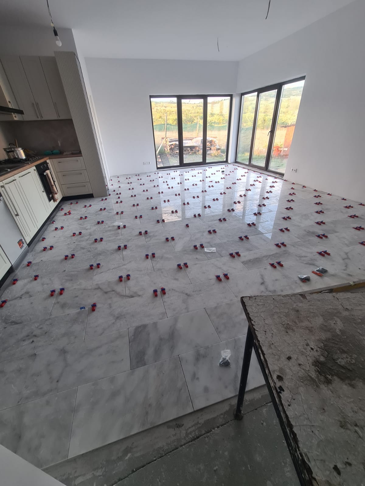 Carrarai fehér márvány lapok